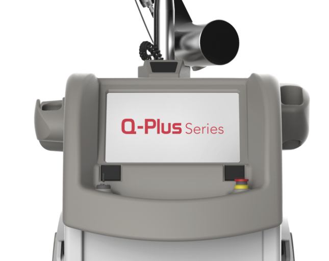 Q-Plus_DeviceCloseUp Q-Plus_DeviceCloseUp